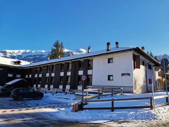 Spazioso Trilocale Sulle Piste Da Sci Folgarida Exterior foto